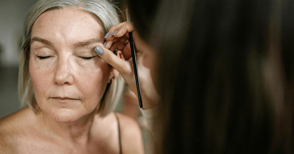 Aging is the key cause of facial wrinkles.